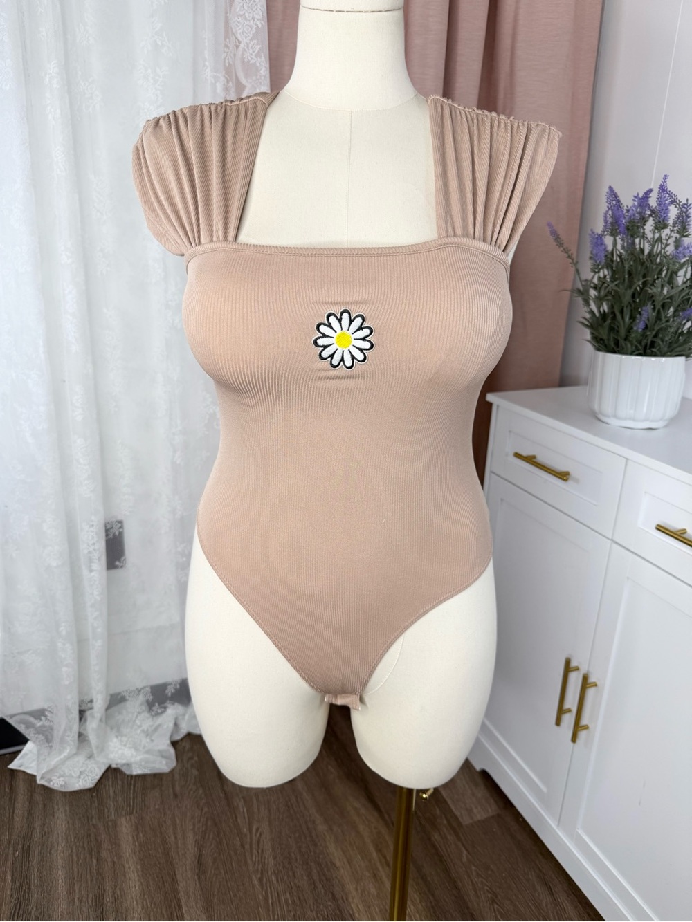 Saints and hearts Beige Daisy Patch Square Neck Bodysuit BIN#13